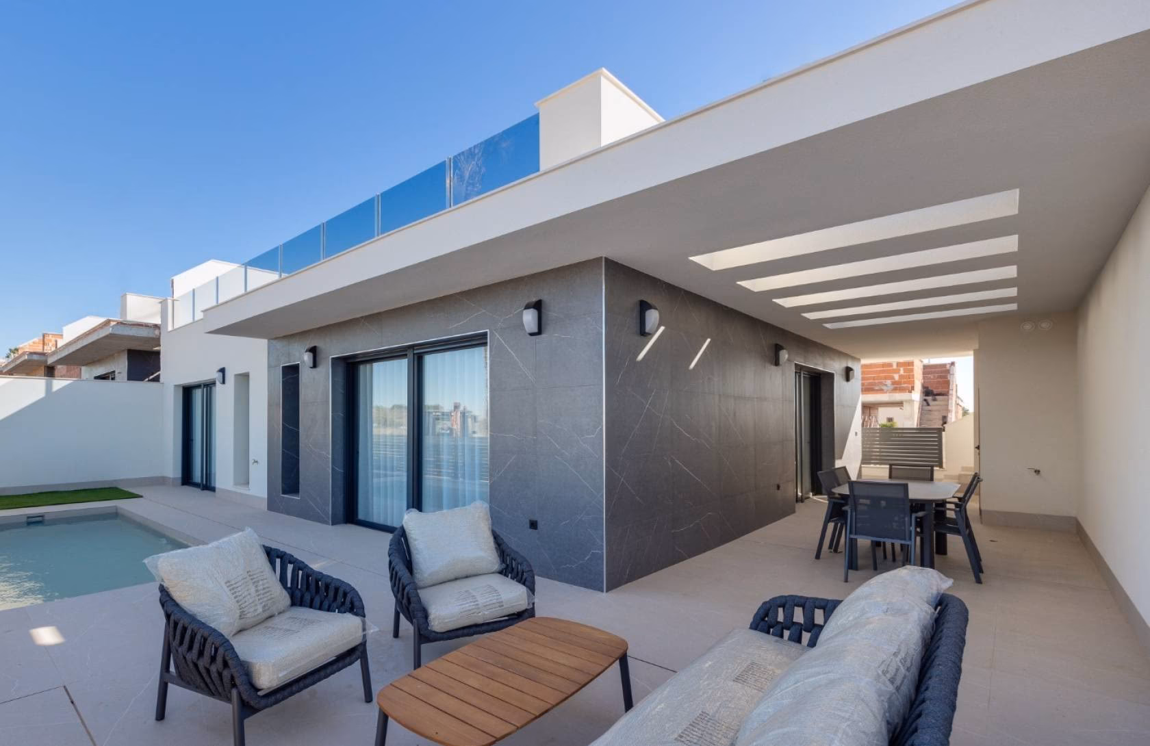 Sunset Lake Views — Villas de 3 dormitorios con piscina privada en Aguas Nuevas, Torrevieja 1