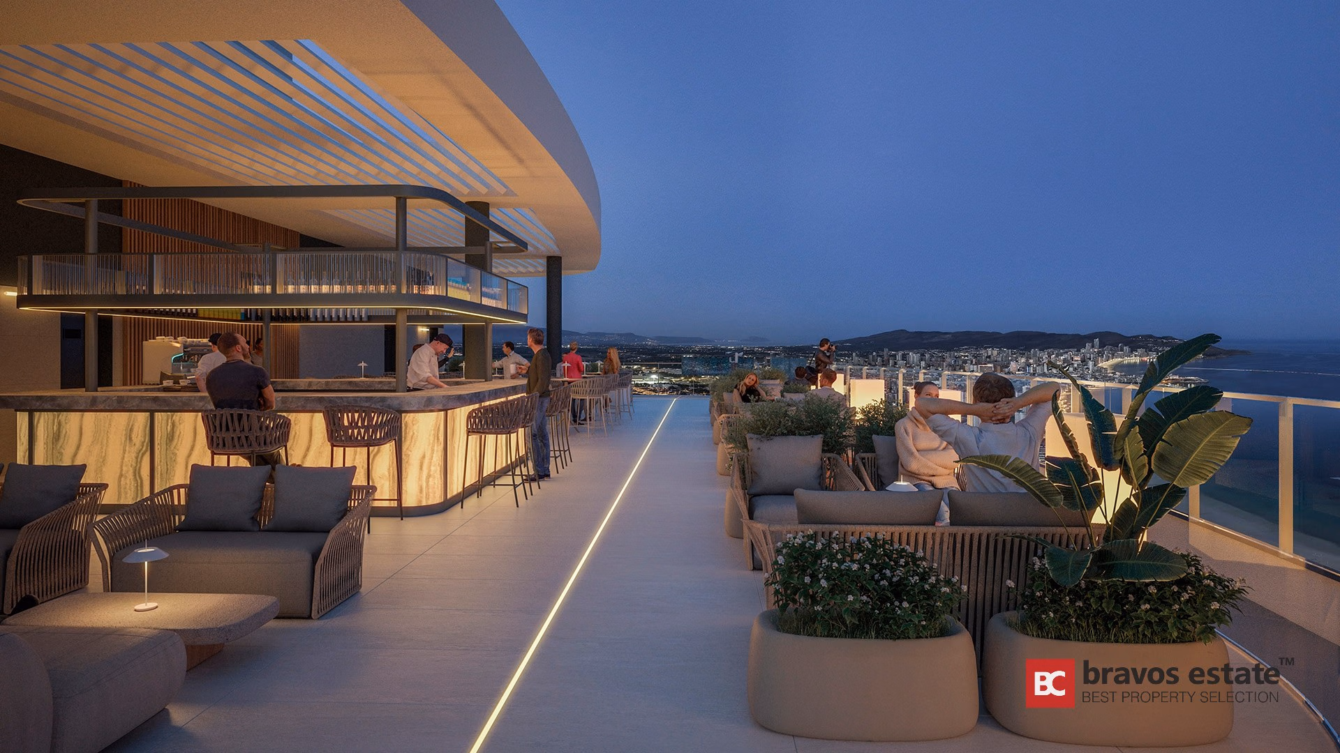 Render del rooftop bar de TM Tower al anochecer con barra de ónix iluminada y vistas panorámicas a Playa de Poniente