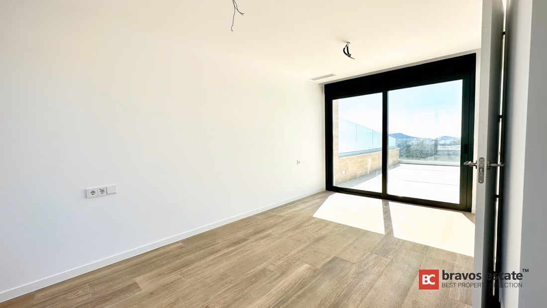 Spacious 3-Bedroom Apartment in Finestrat · 183 m² - 23