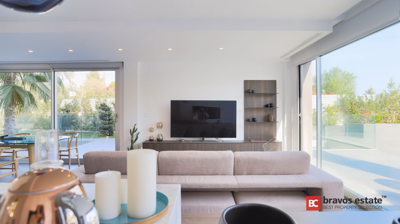 Beachside 7-Bedroom Villa in Playa de San Juan - 11