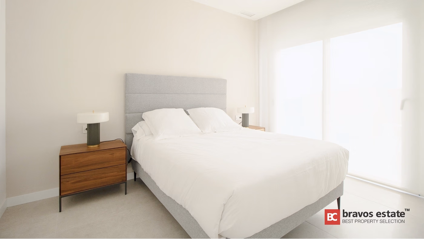 Villa de Obra Nueva de 3 Dormitorios en Finestrat - 9