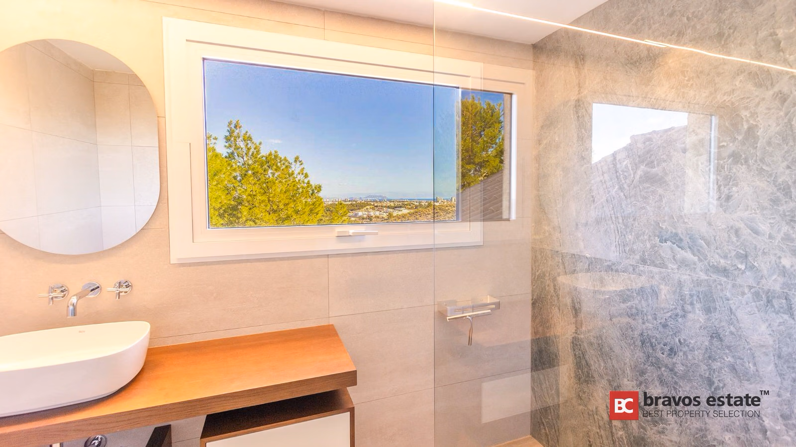Spacious 4-Bedroom Bungalow in Mutxamel - 16