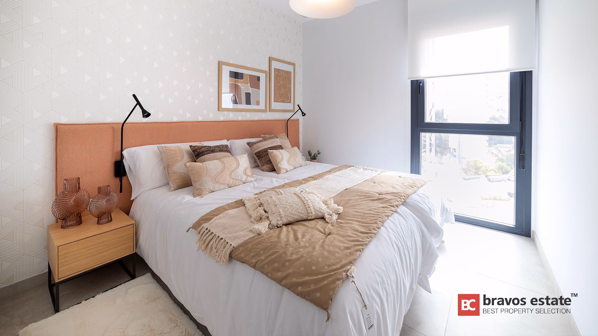 Seafront 2-Bedroom Apartment in Benidorm · 110 m² - 6