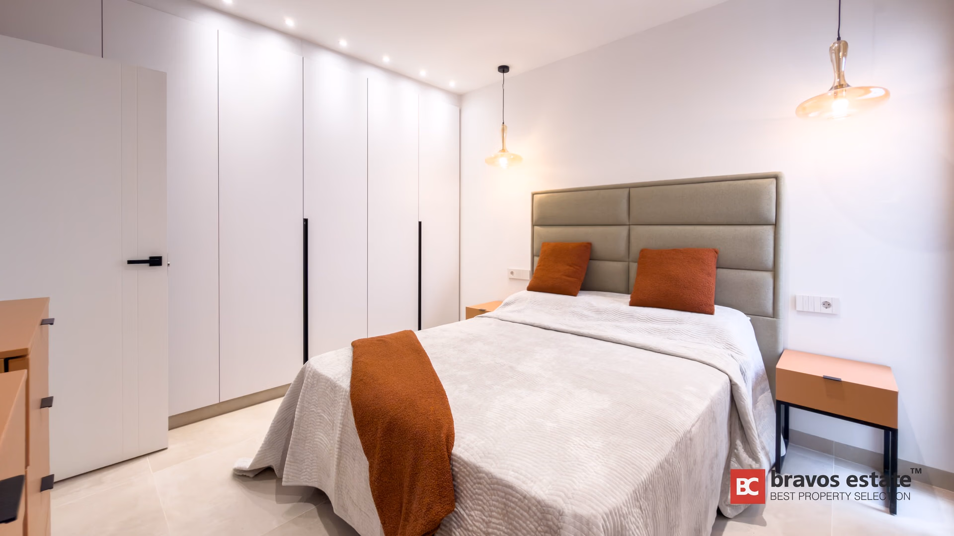 Spacious 4-Bedroom Villa in Finestrat - 17