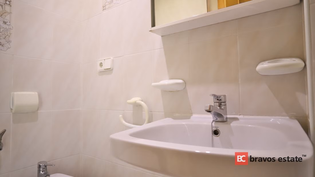 Seafront 3-Bedroom Apartment in El Campello · 90 m² - 12