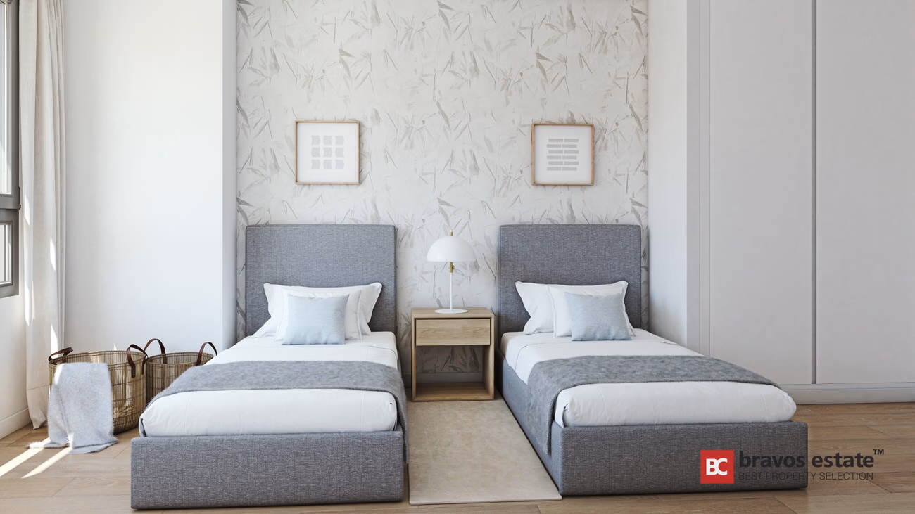 Beachside 4-Bedroom Apartment in Alicante · 123 m² - 9