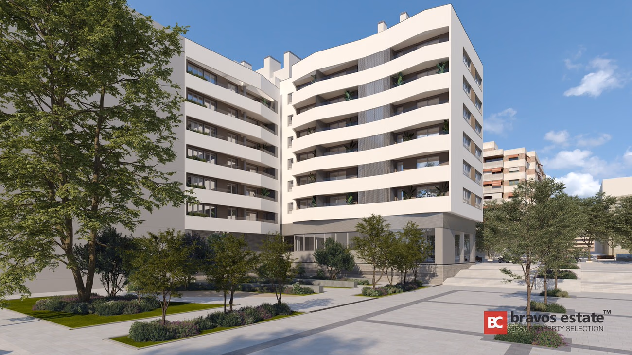 Beachside 4-Bedroom Apartment in Alicante · 123 m² - 3