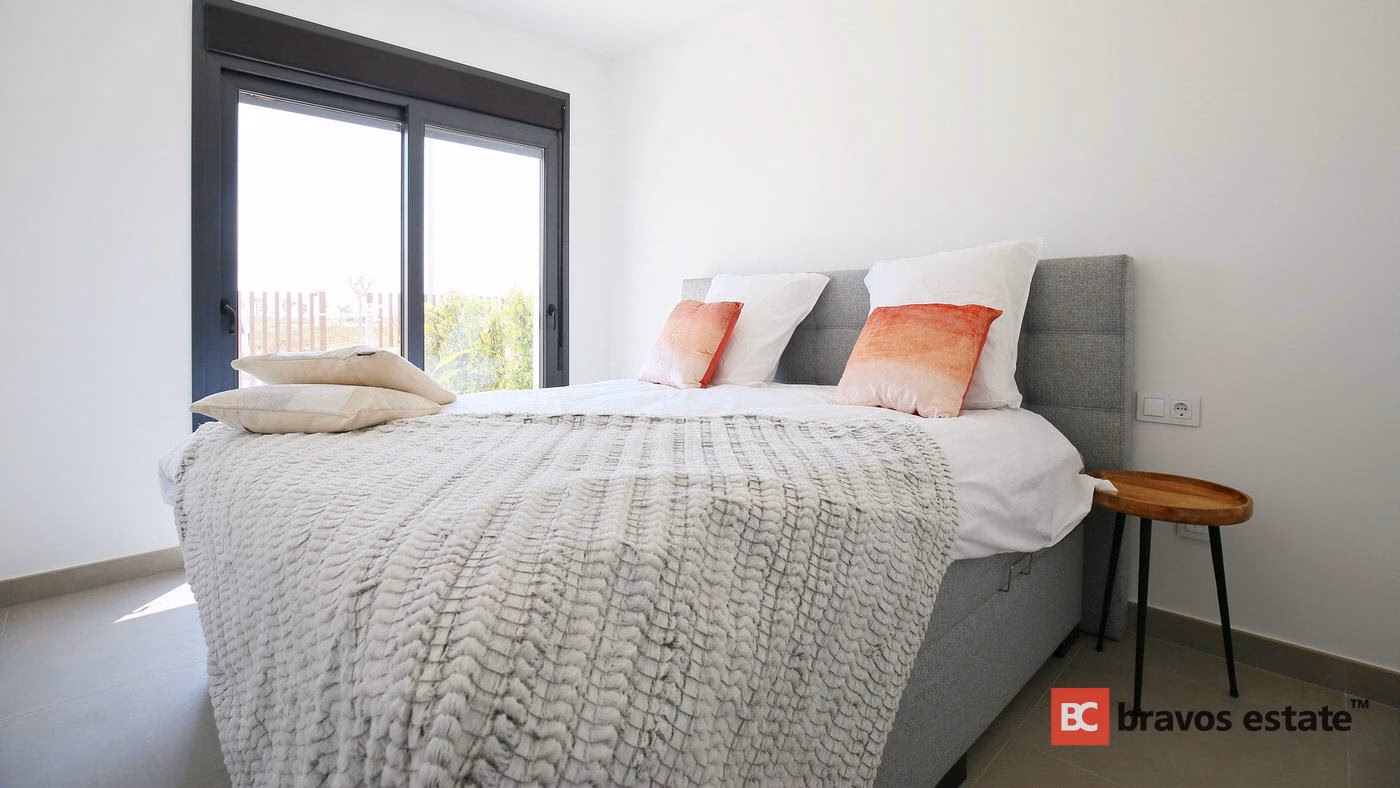 Beachside 3-Bedroom Bungalow in Torre de la Horada - 16