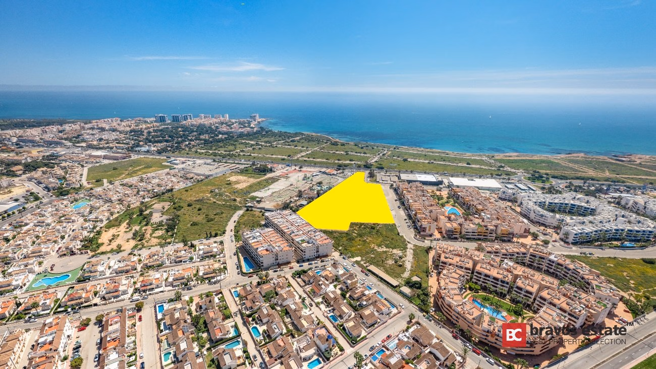 Beachside 2-Bedroom Apartment in La Zenia - 11