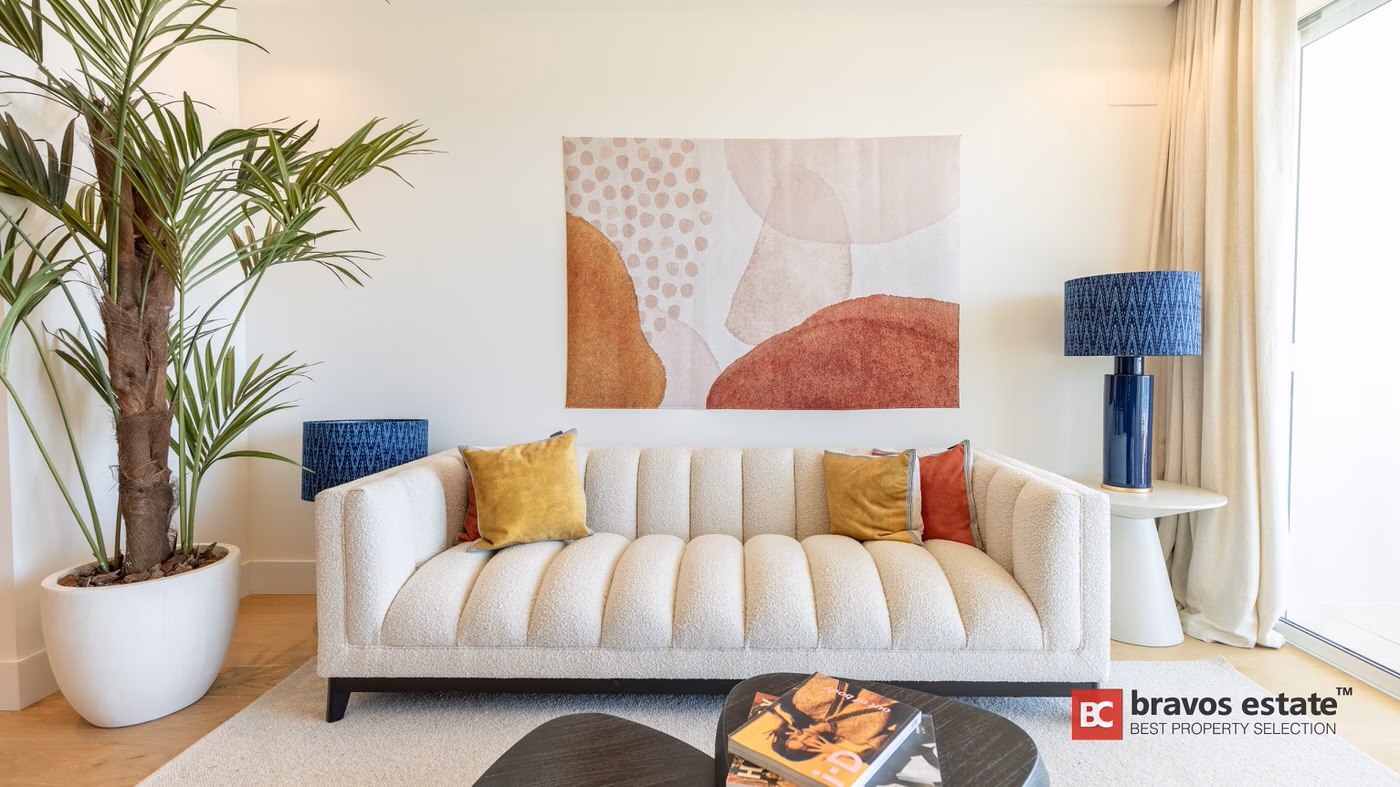 Frontline 2-Bed Apartment on Poniente Beach, Benidorm - 11